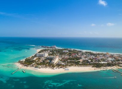 Isla Mujeres: Charming Scape