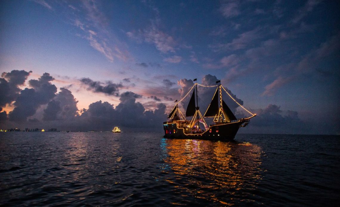 Jolly Roger Pirate Ship Cancun