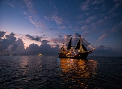 Jolly Roger Pirate Ship Cancun